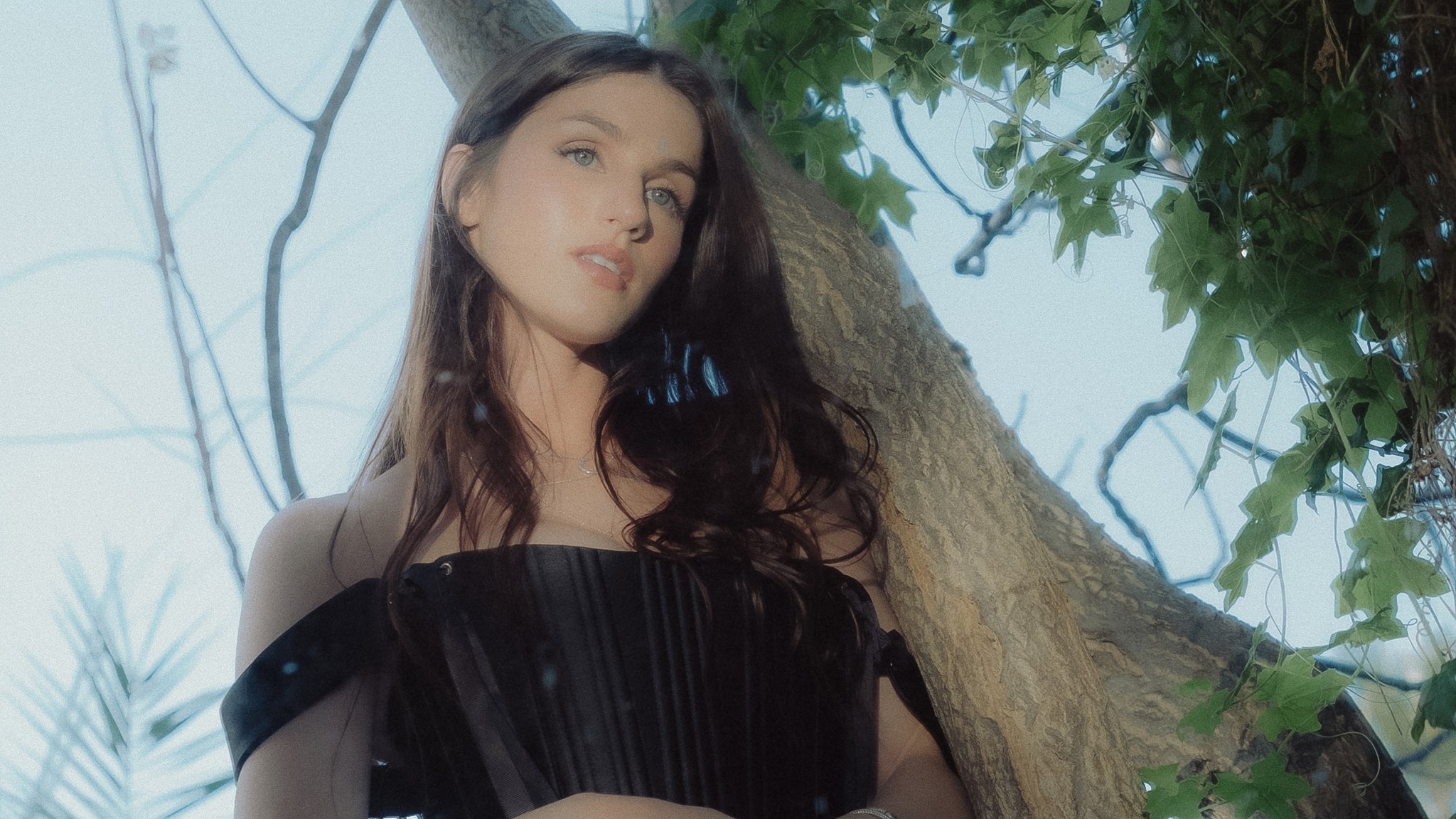 Abi Carter- No Amount of Dark Tour