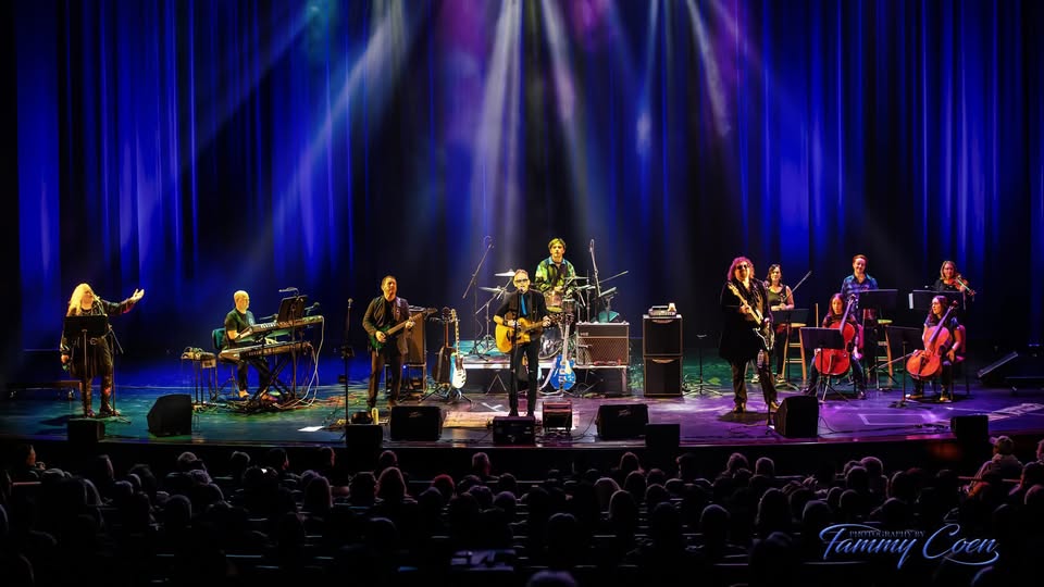 ELO Brunch with Into The Blue