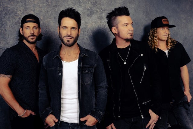 Parmalee at Centennial Plazza – Canton