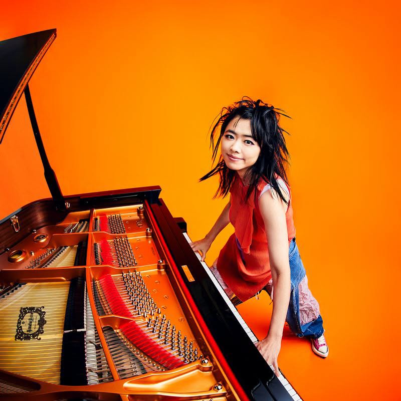 Hiromi: The Trio Project